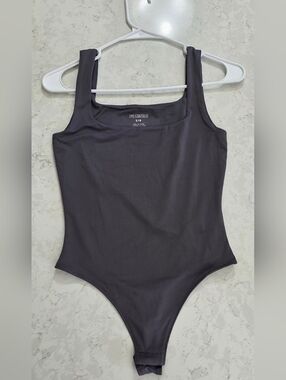 SWS Contour Women's S Charcoal Gray Square Neck Sleeveless Bodysuit